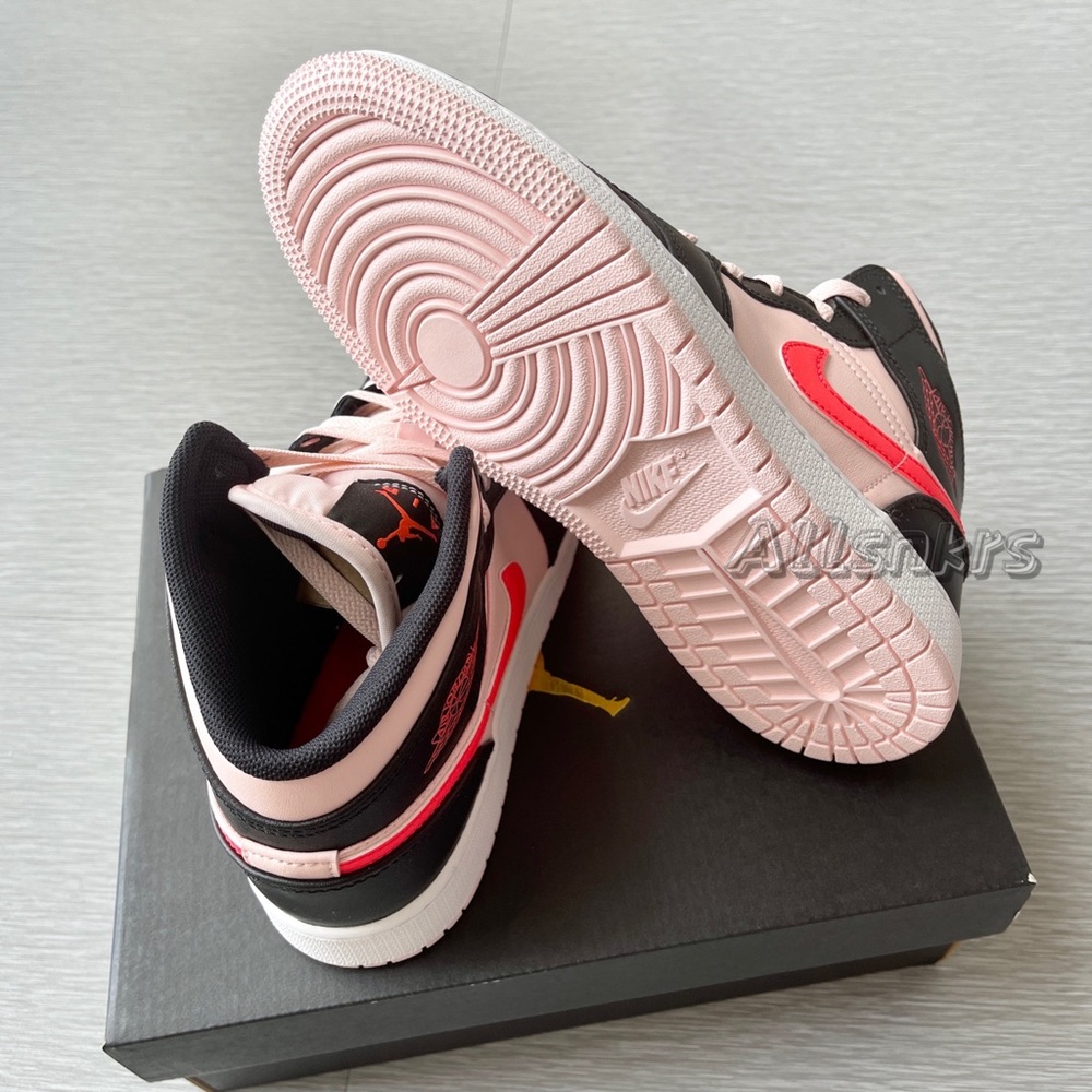 Air Jordan 1 Mid Pink Punch GS - Picture 8 of 9